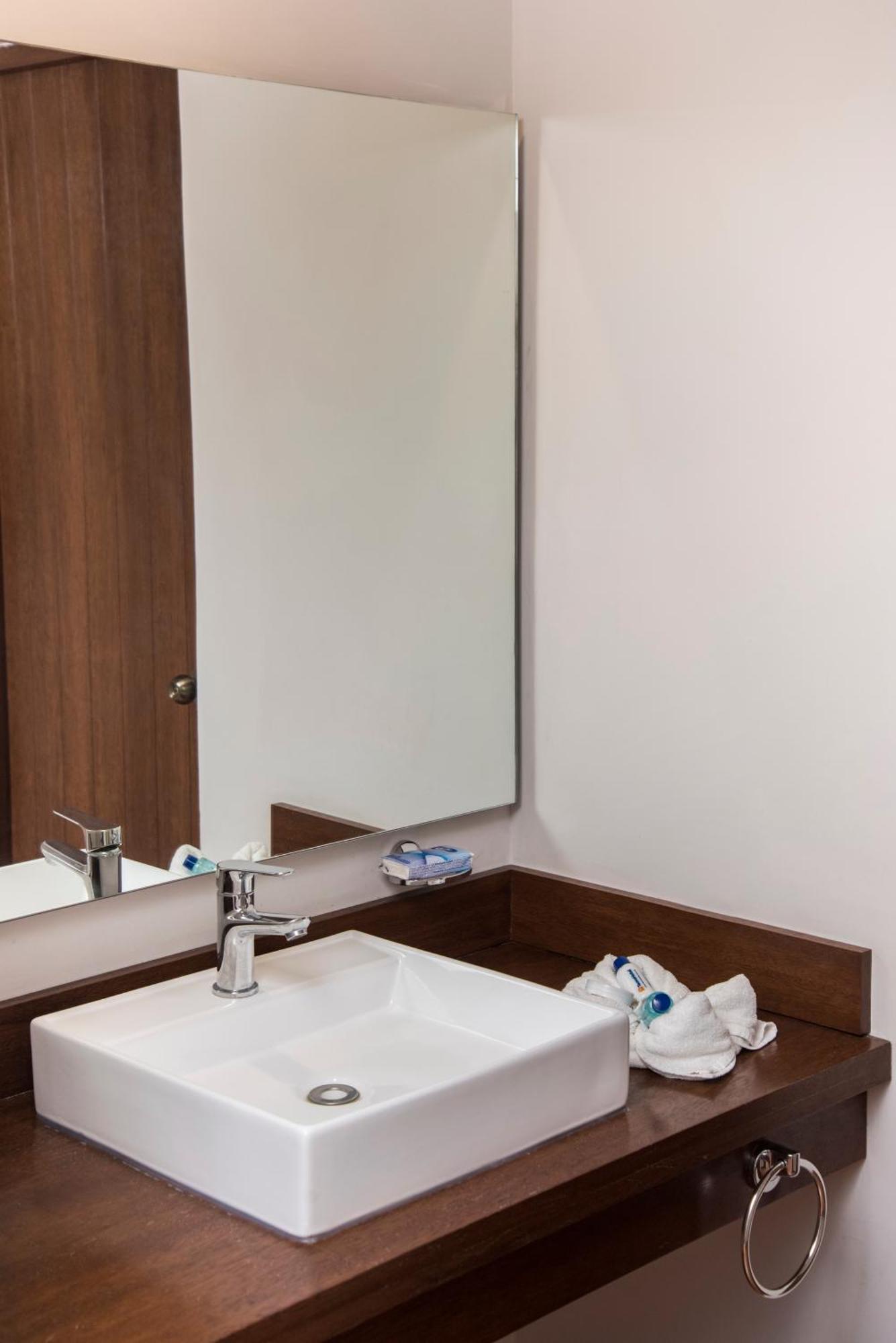 Tecnohotel Valladolid Valladolid  Kültér fotó